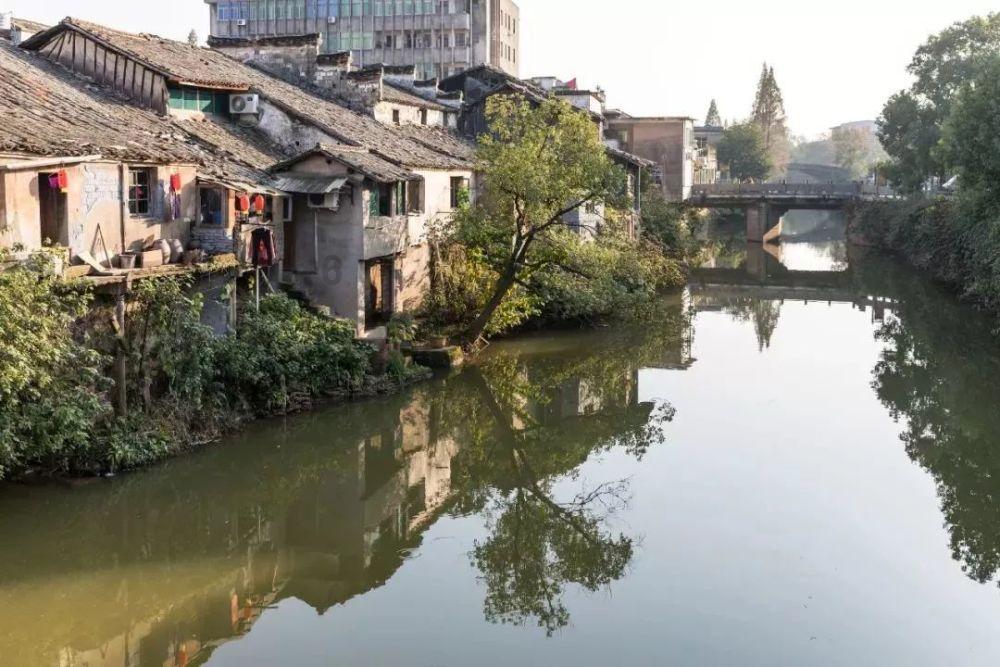 回家的时候，进门为什么要有玄关或隔断游戏画面